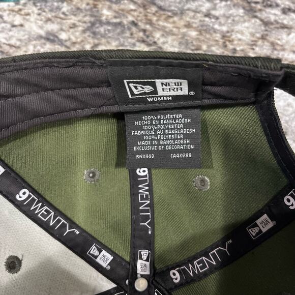 MLB New Era 9Twenty Minnesota Twins Women's Camouflage Baseball Adjustable Hat - Picture 5 of 6